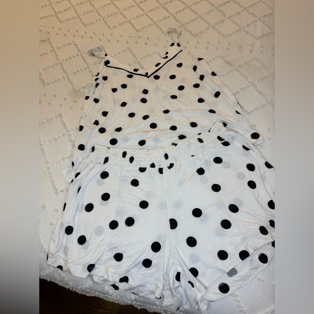 Soma White Polka Dot Cami and Shorts Pajama Set